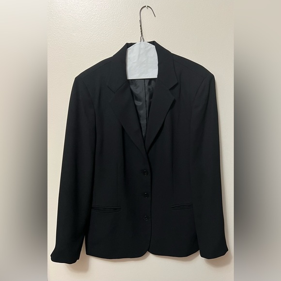 Women’s business jacket, black, size 12. Evan Picone. - Picture 1 of 3